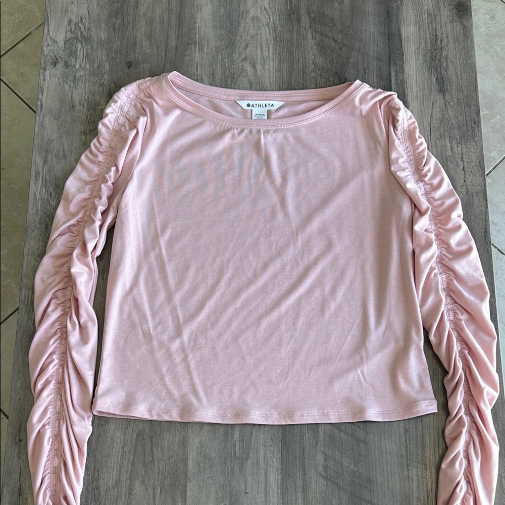 Athleta All around ruched Light Pink Long Sleeve Top